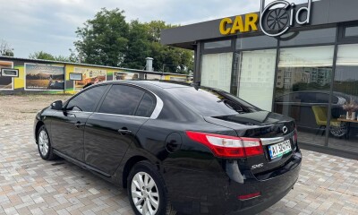 Renault Samsung SM5